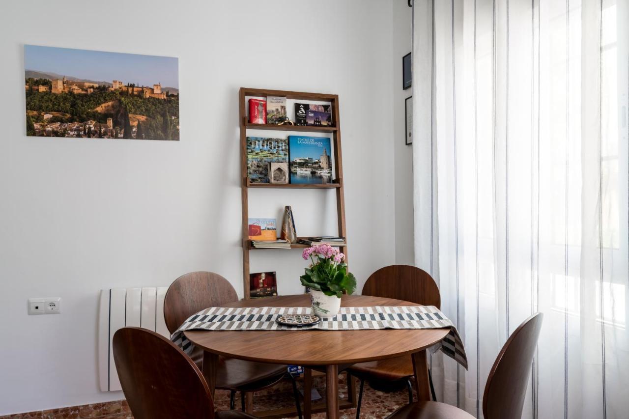 Anna - Triana Apartment Seville Exterior photo