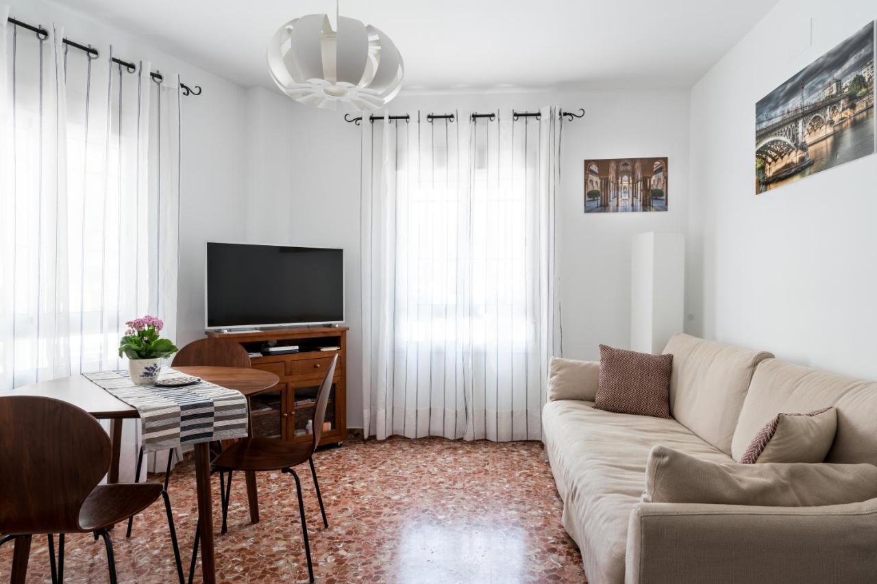 Anna - Triana Apartment Seville Exterior photo